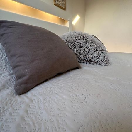 Apartament Aesthetic Тичи Екстериор снимка