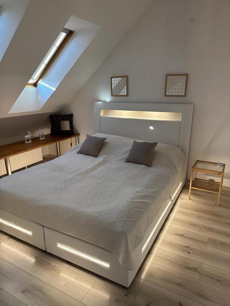 Apartament Aesthetic Тичи Екстериор снимка