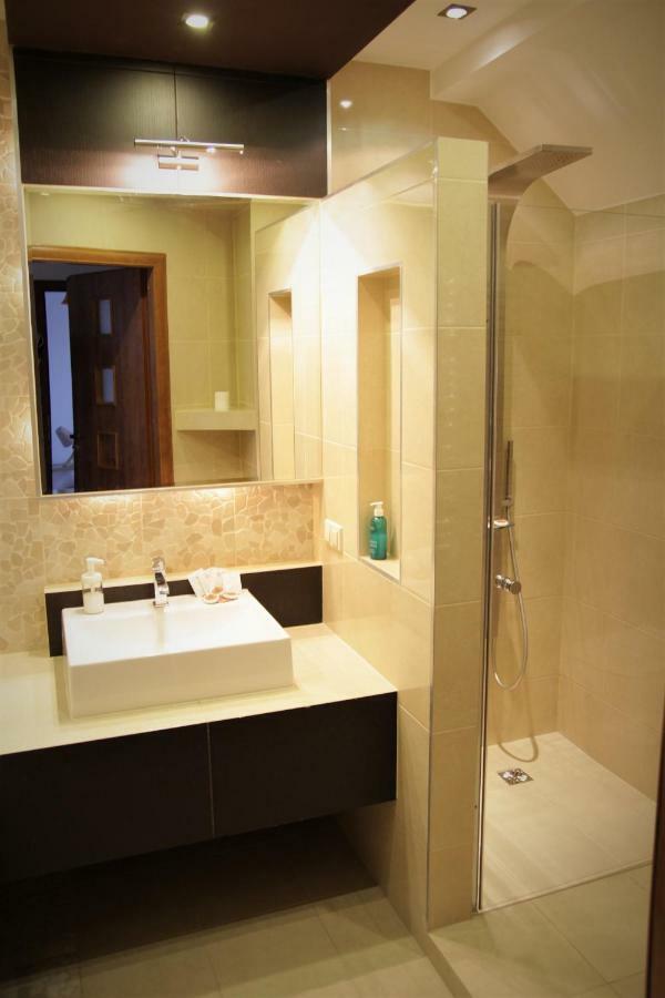 Apartament Aesthetic Тичи Екстериор снимка