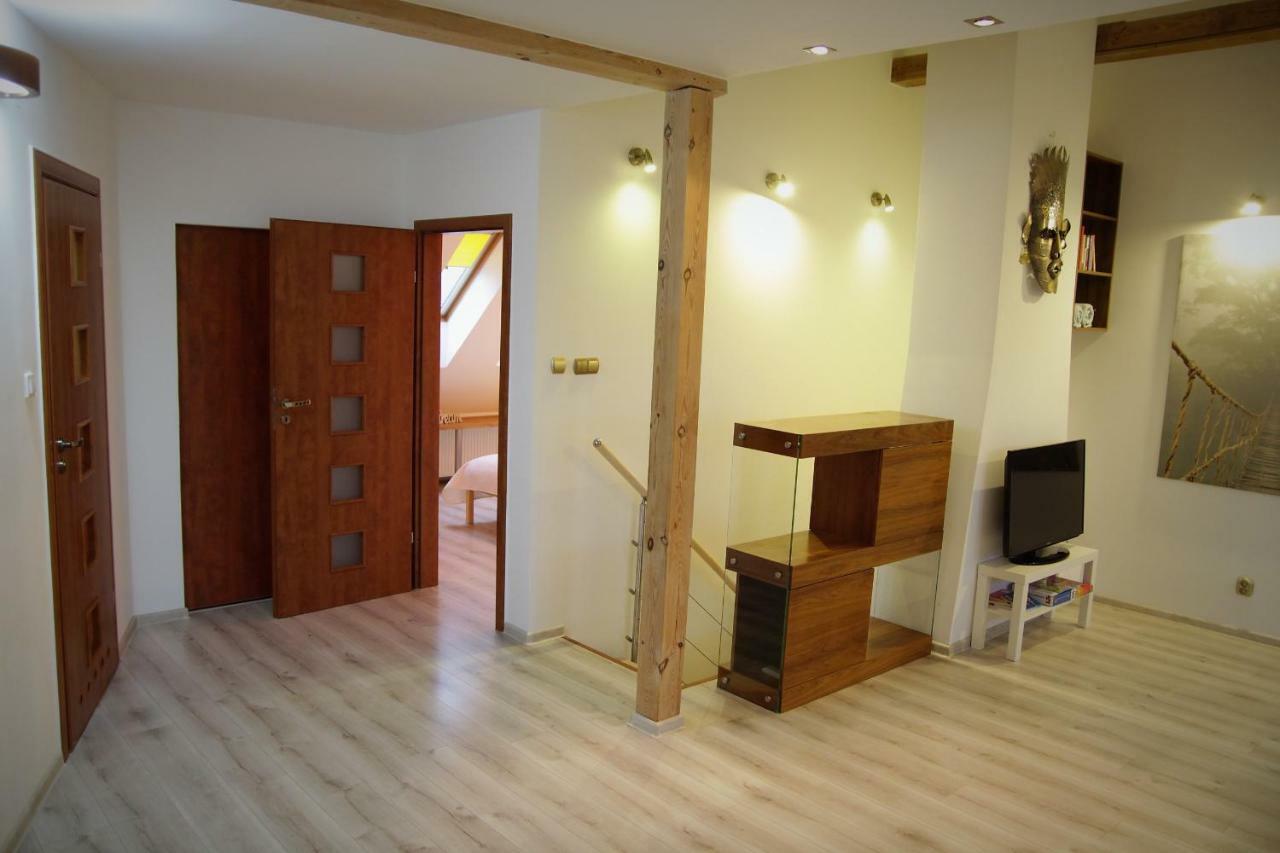 Apartament Aesthetic Тичи Екстериор снимка